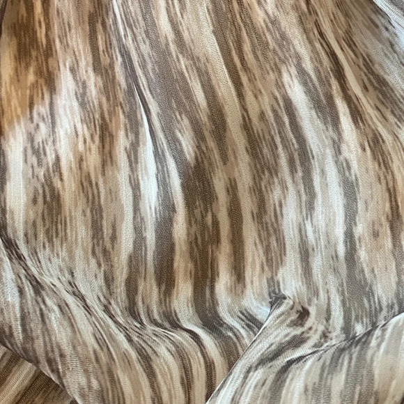 alice + olivia Thelma Cowl Neck chiffon Romper 33607 - Picture 12 of 13